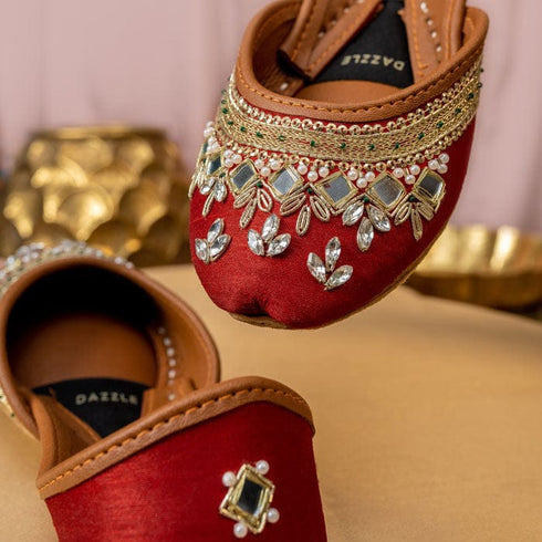 THE EMPRESS (RED)